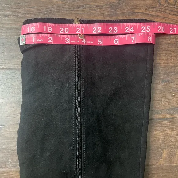 Excellent condition knee high boots.
