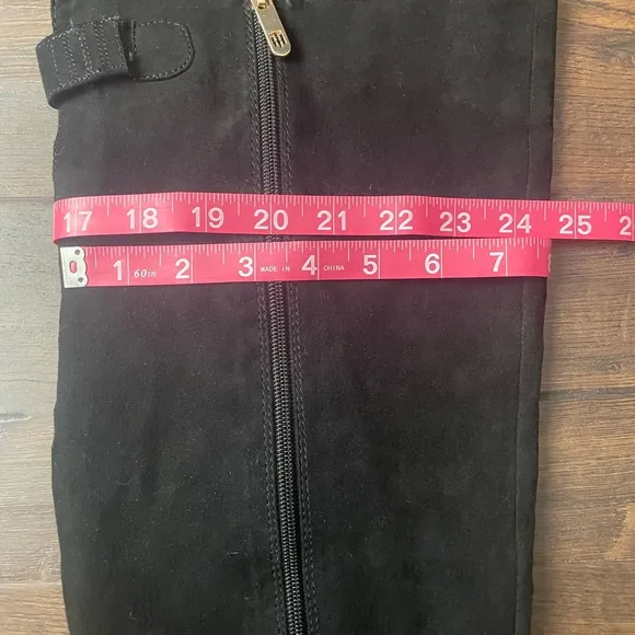 Excellent condition knee high boots.
