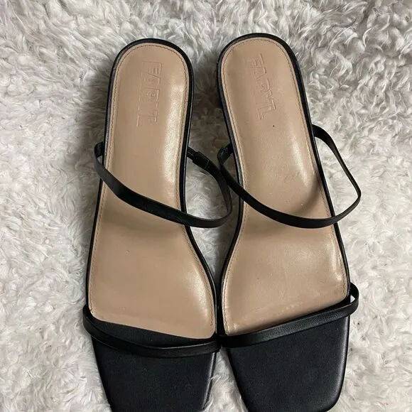 FARYL Elegant synthetic Black Strappy square toe heels Sandals size 14.