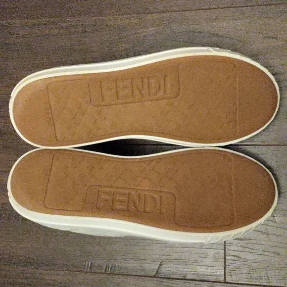 FENDI Mono Canvas Low-tops Sneakers #8E8325