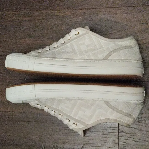 FENDI Mono Canvas Low-tops Sneakers #8E8325