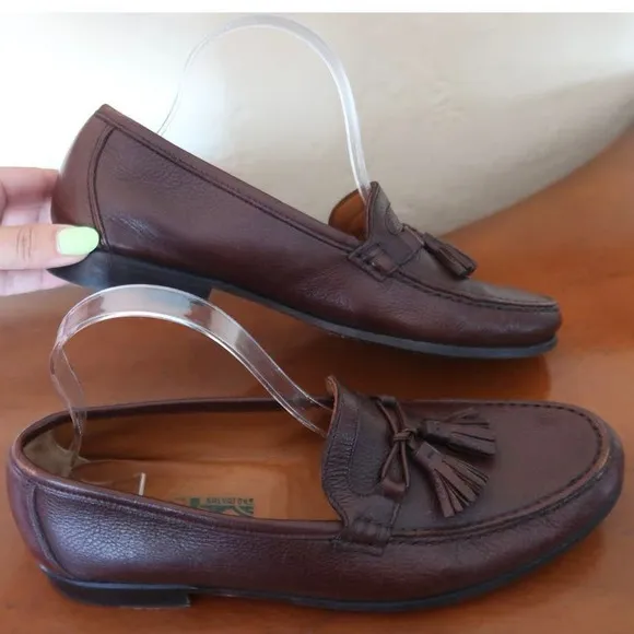 Ferragamo tasselled leather loafers women’s size 9.5