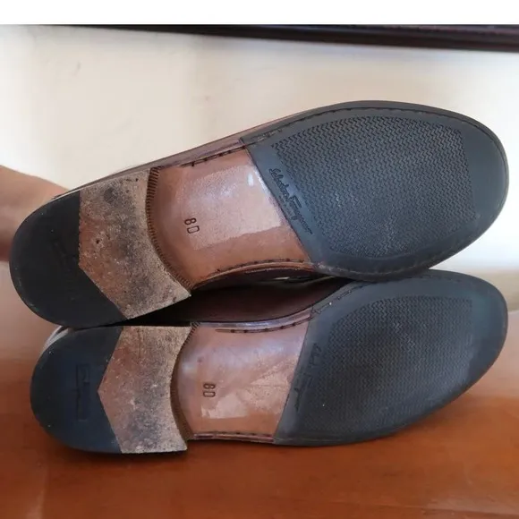 Ferragamo tasselled leather loafers women’s size 9.5