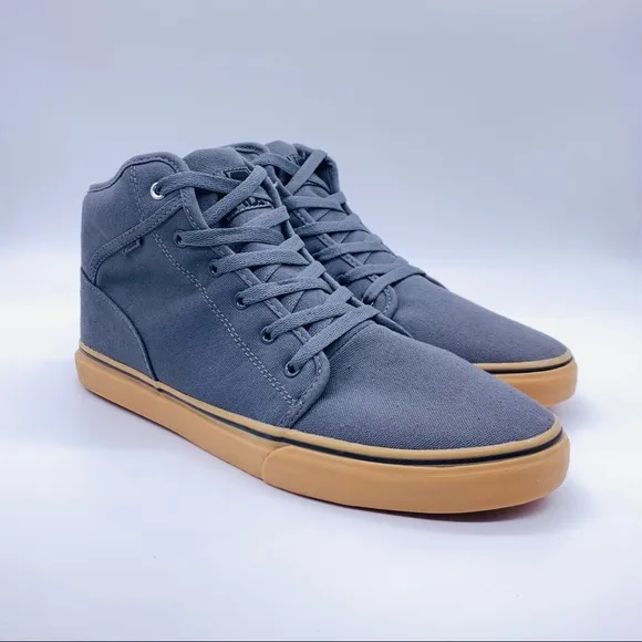 FILA Men’s Mid Gray Canvas Sneakers