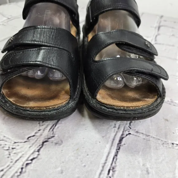Finn Comfort Baltrum black open toe closed ankle comfort sandals adjustable