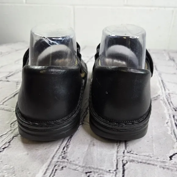 Finn Comfort Baltrum black open toe closed ankle comfort sandals adjustable