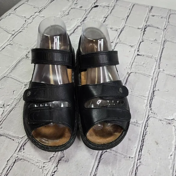 Finn Comfort Baltrum black open toe closed ankle comfort sandals adjustable