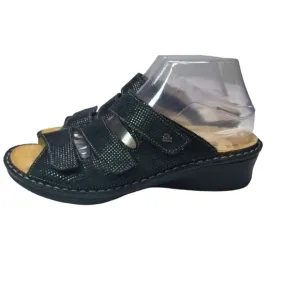 Finn Comfort Cremona black slides sandals