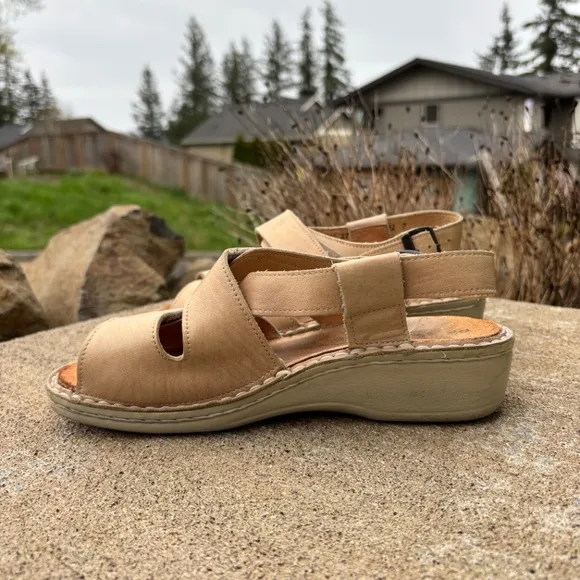 Finn Comfort Sandals Womens Size 7 Gomera Strappy Slingback Buckle Beige…