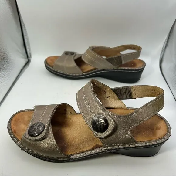 FINN COMFORT WOMANS SHOES 5.5 us 7.5 bronze brown sandals strappy shock absorber