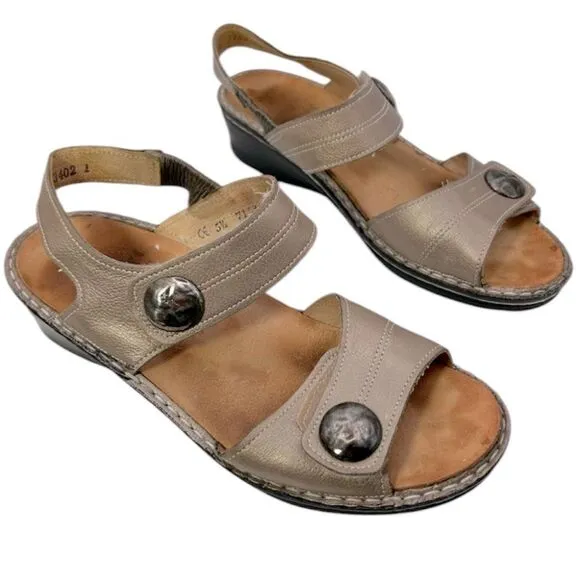 FINN COMFORT WOMANS SHOES 5.5 us 7.5 bronze brown sandals strappy shock absorber