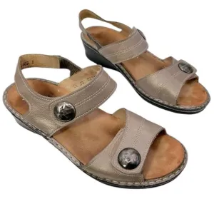 FINN COMFORT WOMANS SHOES 5.5 us 7.5 bronze brown sandals strappy shock absorber