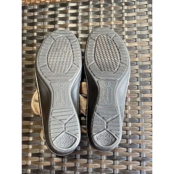 Finn Comfort Sandals