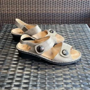 Finn Comfort Sandals