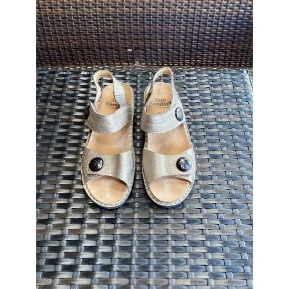 Finn Comfort Sandals