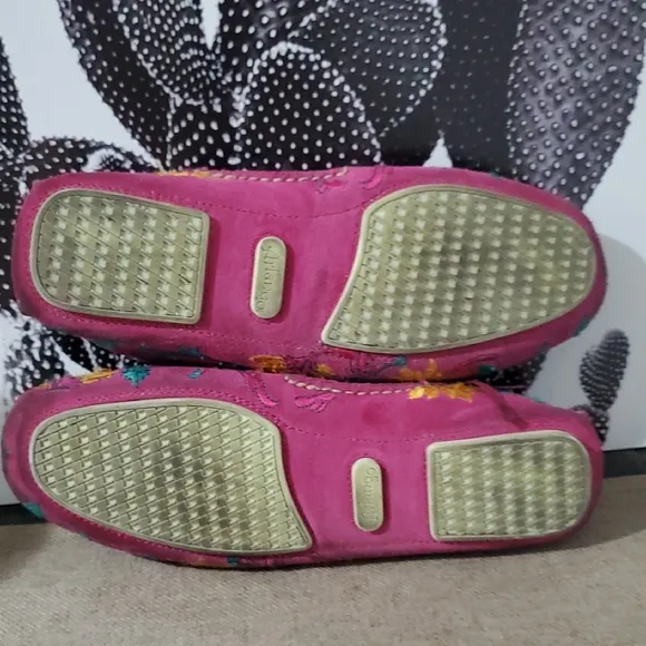 Floral Embroidered Pink Loafers Hot Pink Flats Fuscia Slip On Moccasins