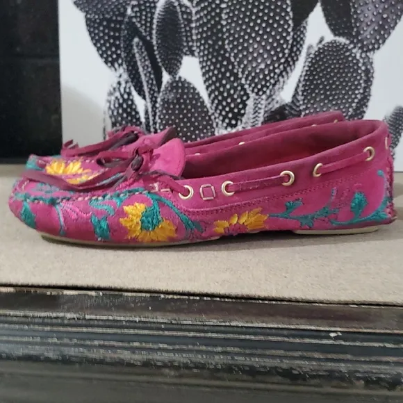 Floral Embroidered Pink Loafers Hot Pink Flats Fuscia Slip On Moccasins