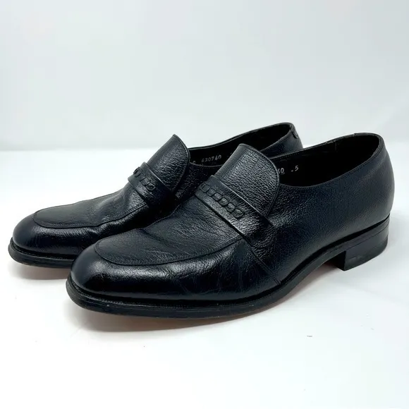 Florsheim Mens Slip On Loafers Black Size 9 Leather W/ Crock like pattern on Top