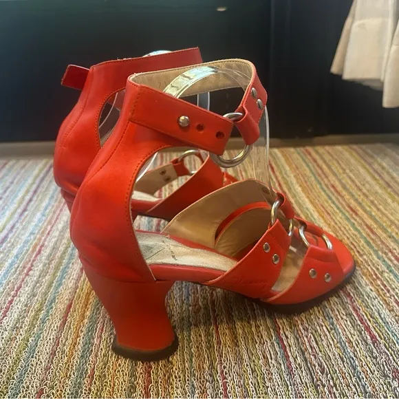 Fluevog EXCELLENT Hi Choice heart heel ankle strap sandals in persimmon/red -10