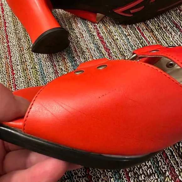 Fluevog EXCELLENT Hi Choice heart heel ankle strap sandals in persimmon/red -10