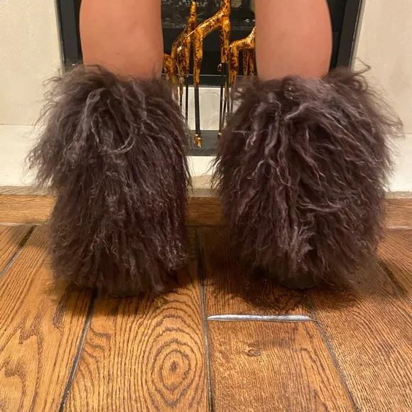 Fluffy Bohemian Boots