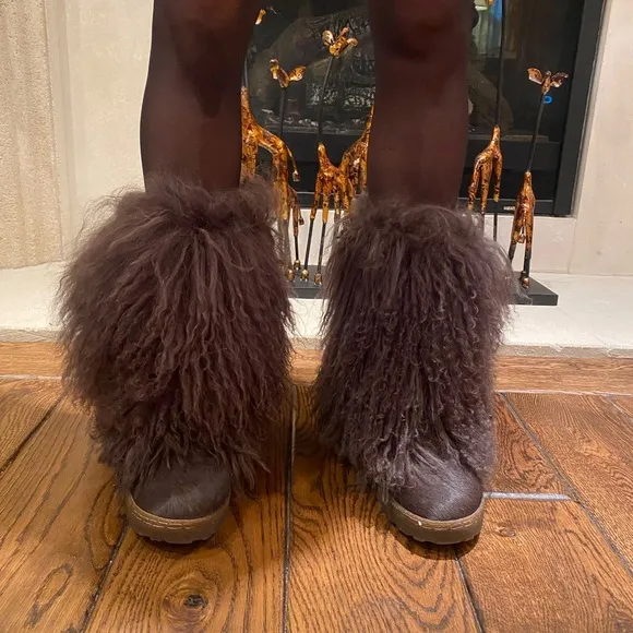 Fluffy Bohemian Boots