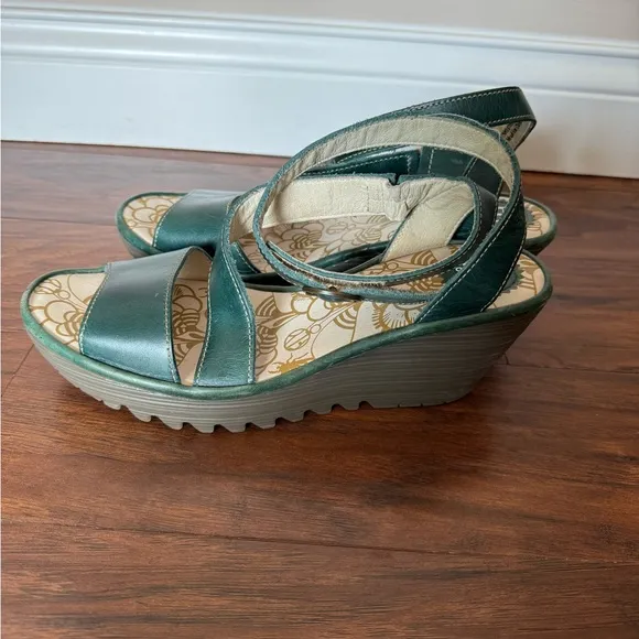 Fly London Green Wedge Sandals with Wrap around Slingback Strap-Size 9