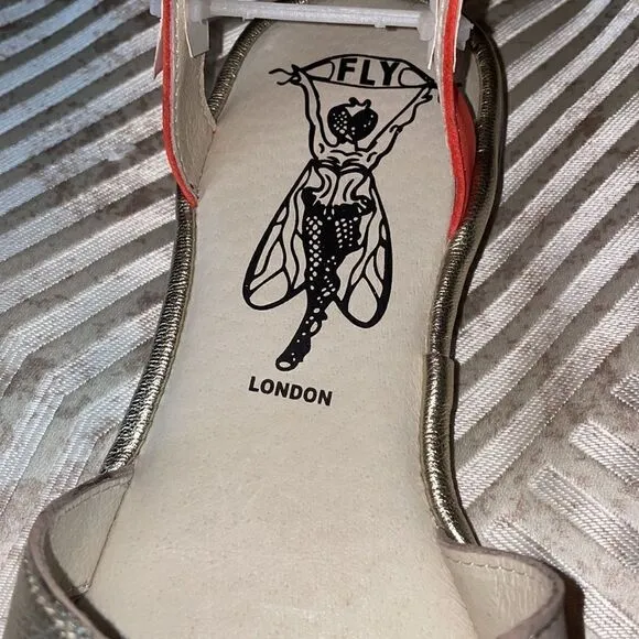 FLY London Womens Cune Leather Ankle Strap Sandals 40