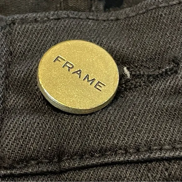Frame Le Skinny de Jeanne Black Distressed Jeans Size 32