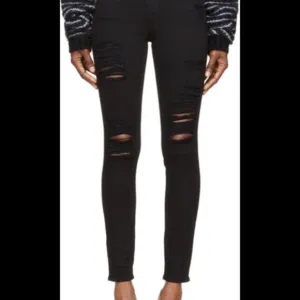 Frame Le Skinny de Jeanne Black Distressed Jeans Size 32