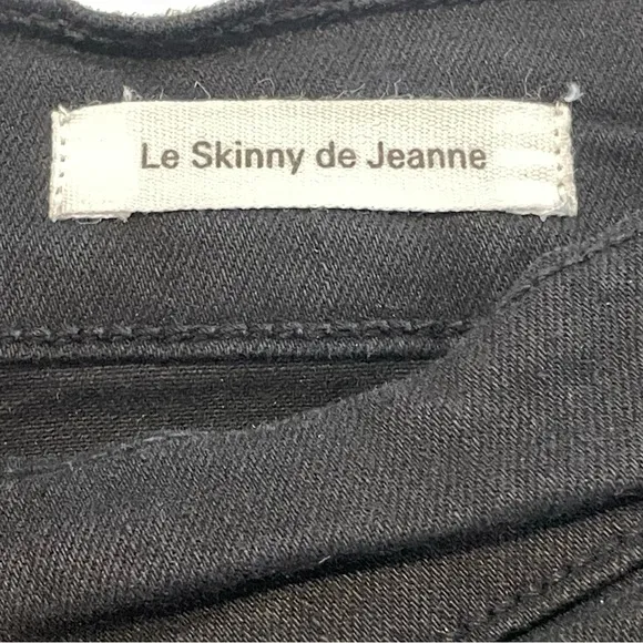 Frame Le Skinny de Jeanne Black Distressed Jeans Size 32