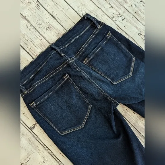 FRAME Le Skinny de Jeanne dark wash slit rivet jeans FELLAH wash
