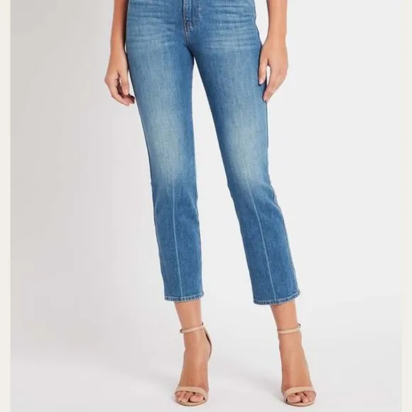 Frame le Sylvie slender straight size 26 jeans