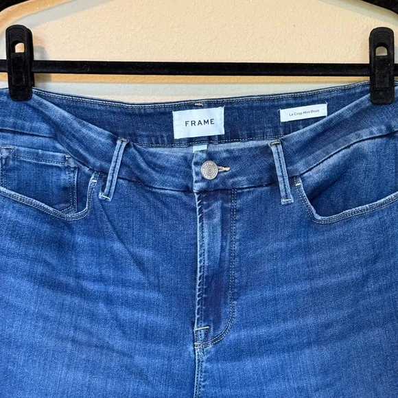 FRAME Women’s Le Crop Distressed Hem Mini Boot Cut Jeans, Size 32