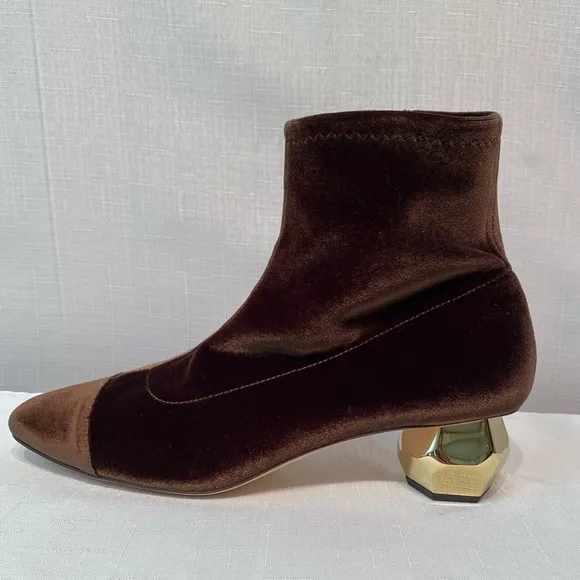 Frances Valentine Marni Gold Block Heel Boots Solid Brown Stretch Velvet SZ 9.5B