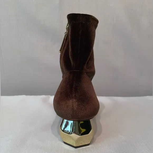 Frances Valentine Marni Gold Block Heel Boots Solid Brown Stretch Velvet SZ 9.5B