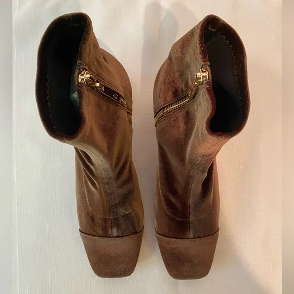 Frances Valentine Marni Gold Block Heel Boots Solid Brown Stretch Velvet SZ 9.5B