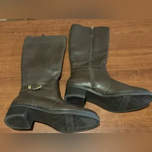 Franco Sarto Women's Chocolate Brown Riding Boots With Buckle &amp; Low Heel Size 6