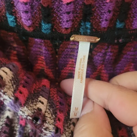 Free People, Chevron Knit Sweater Skirt, Purple/Pink/Peacock Blue/White. Size M‎