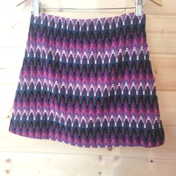 Free People, Chevron Knit Sweater Skirt, Purple/Pink/Peacock Blue/White. Size M‎