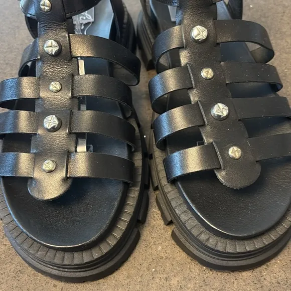 Free People Hadley Hammered Stud Sandals 10.5