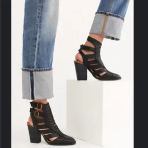 Free people Hayes boot Black Heeled Sandals