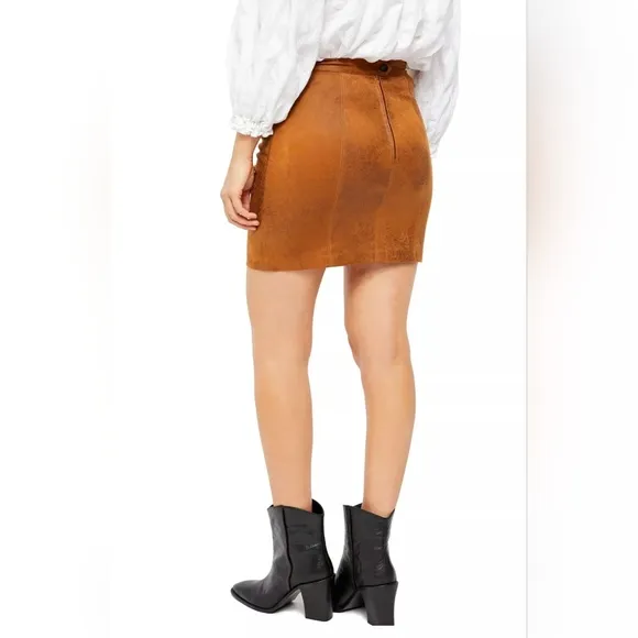 Free People Rumi Ruched Faux Leather Mini Skirt – M - NWT