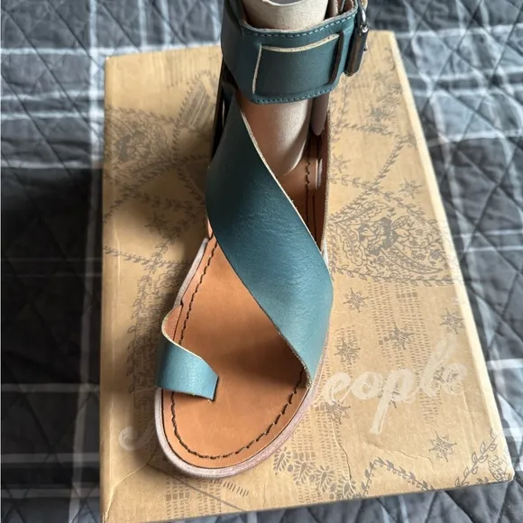 Free People Vale Strappy Boot Sandal Marine Blue NIB Sz 36 (5.5-6) Ret $168