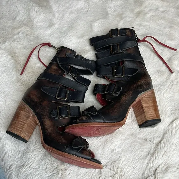 Freebird by Steven Bond leather Gladiator buckle heeled Sandals