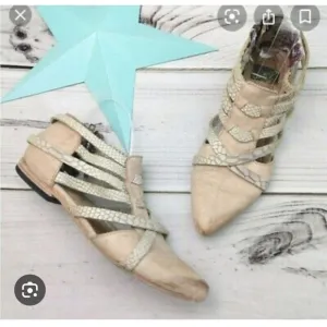 Freebird by Steven Emory sandals