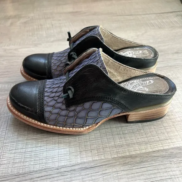 FREEBIRD Malena Womens Size 7 Oxford Mule Navy Blue Leather Slip On Loafers