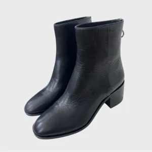 Frye Black Leather Back Zip Ankle Booties Size 7
