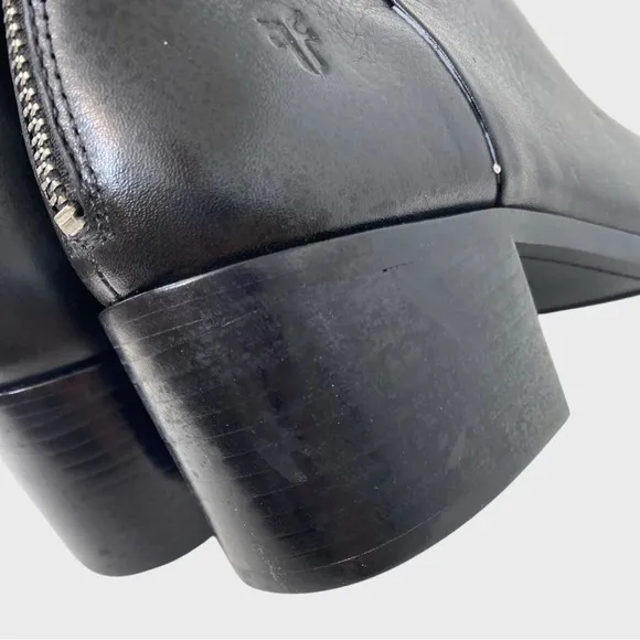 Frye Black Leather Back Zip Ankle Booties Size 7