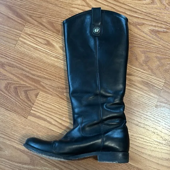 Frye Black Leather Melissa Button Boot Riding Boot Pull on Style Size 6 B